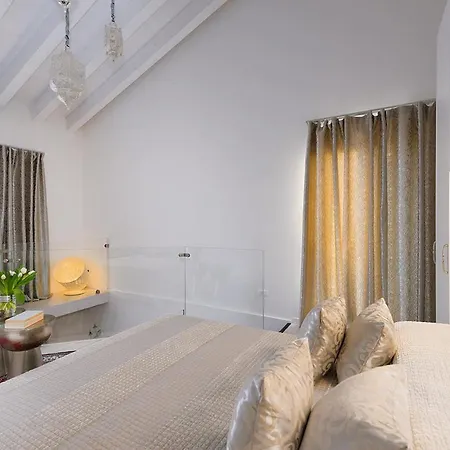 Villa Bianca Luxury Apartments Desenzano del Garda Exterior foto