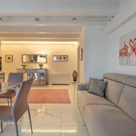 Villa Bianca Luxury Apartments Desenzano del Garda Exterior foto